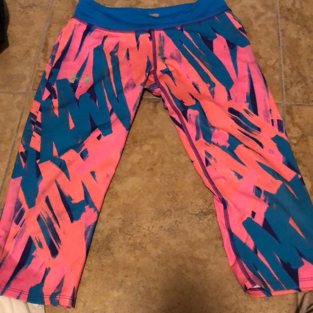 Girls Under Armour yoga pants